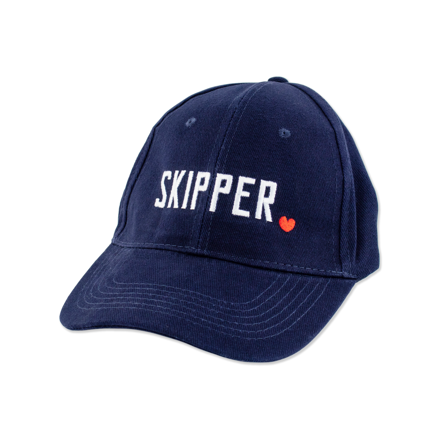 Donkerblauwe pet met de tekst Skipper en een subtiel rood pompeblêd.