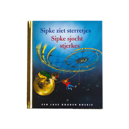 Boek met illustratie van twee muizen bij het planetarium in Franeker, met sterren en nachtelijke sfeer op de omslag